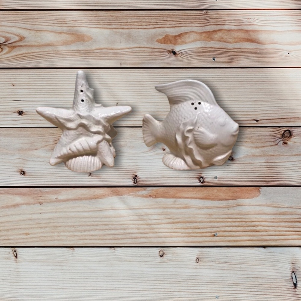 Fitz and Floyd Cape Coral Collection salt&pepper - Picture 7 of 11
